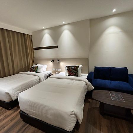 Presidency Airport Hotel Kochi 외부 사진