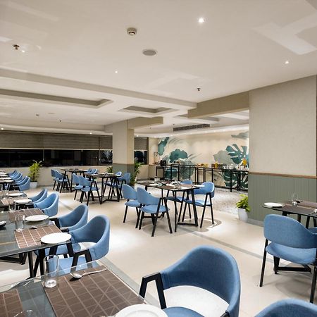 Presidency Airport Hotel Kochi 외부 사진