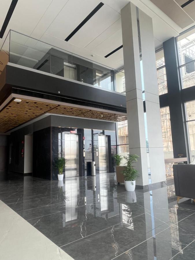 Presidency Airport Hotel Kochi 외부 사진