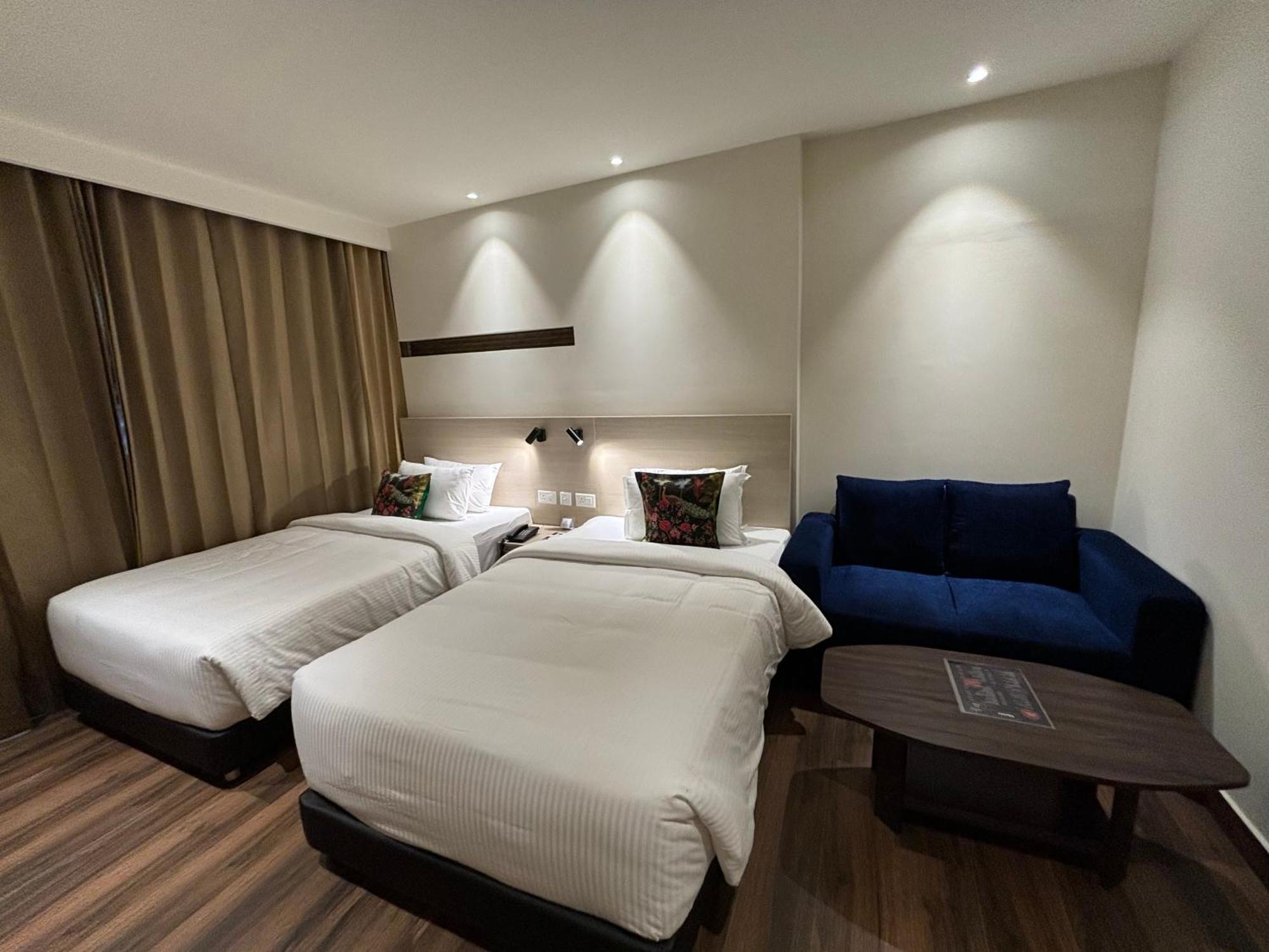 Presidency Airport Hotel Kochi 외부 사진