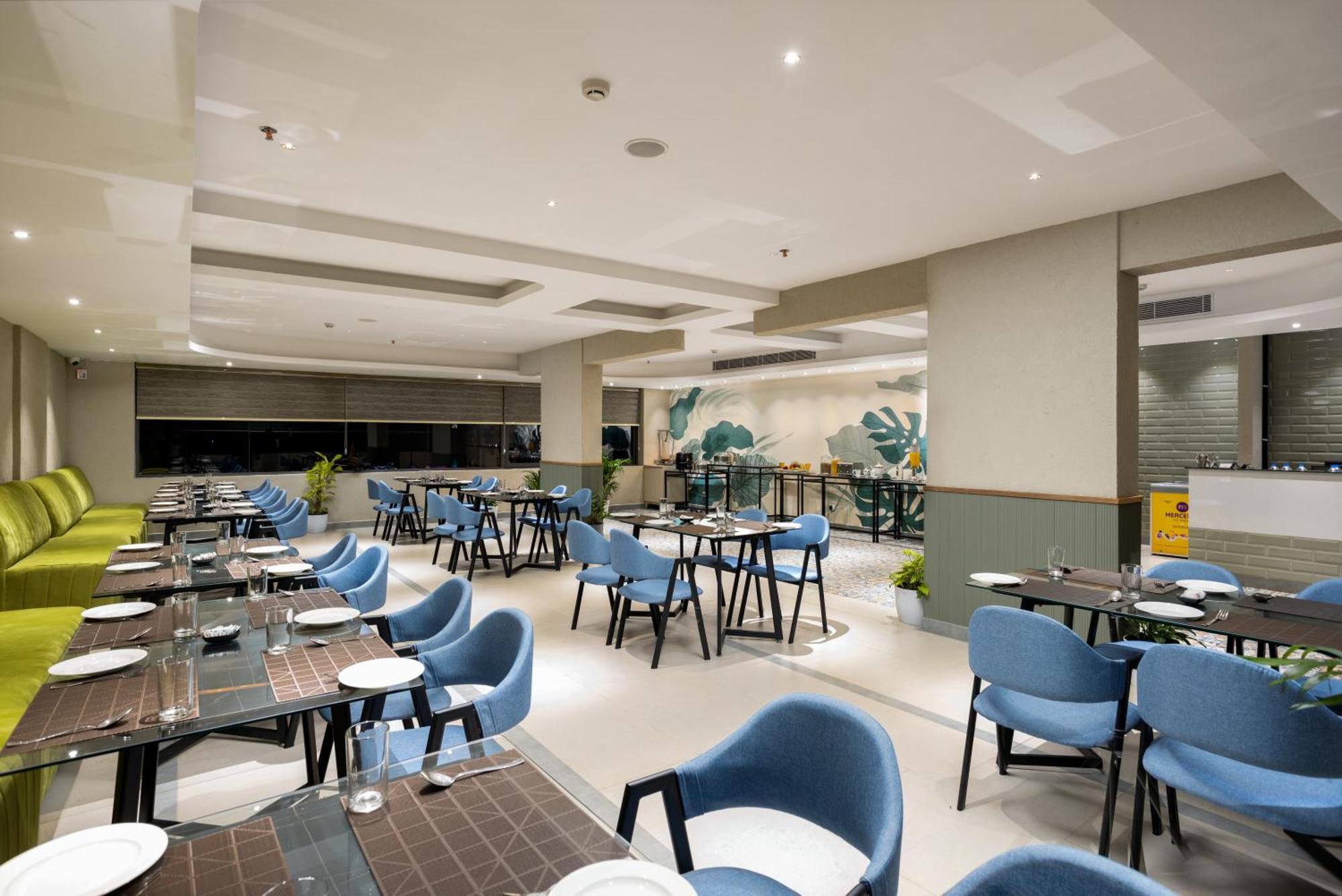Presidency Airport Hotel Kochi 외부 사진